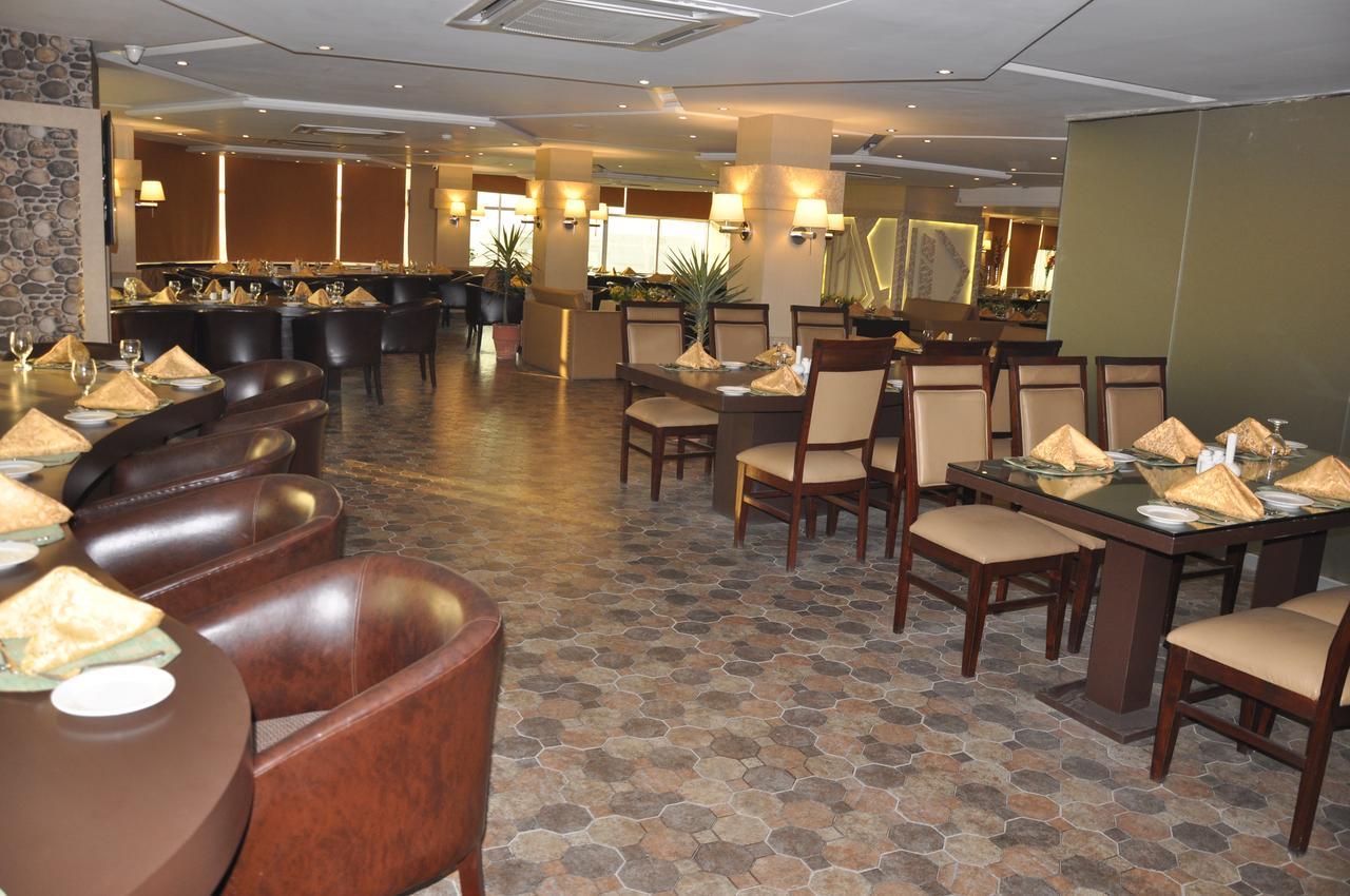 Fort Continental Hotel Péšávar Pokoj fotografie