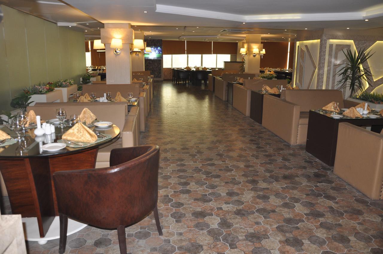 Fort Continental Hotel Péšávar Pokoj fotografie